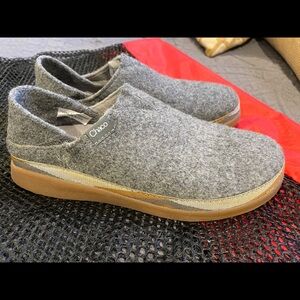 Chaco Gray Wool Slip Ons Size 7 Women’s